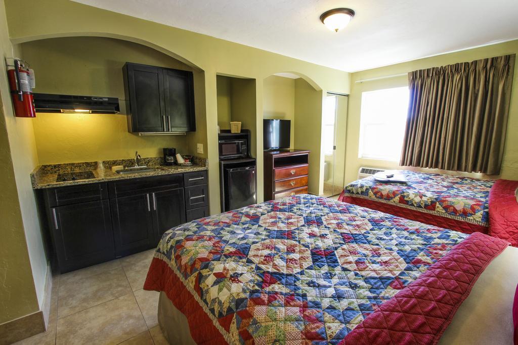 Oceans Beach Resort & Suites Pompano Beach Εξωτερικό φωτογραφία